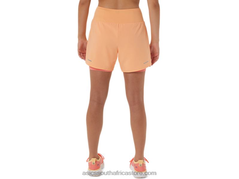 Women Asics Road 2-N-1 5.5in Short LH4X02564 Summer Dune/Papaya